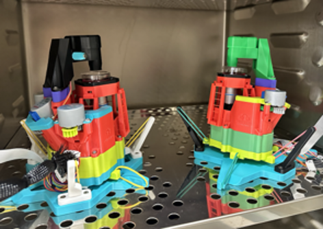 Two LCI-OFMs in an incubator