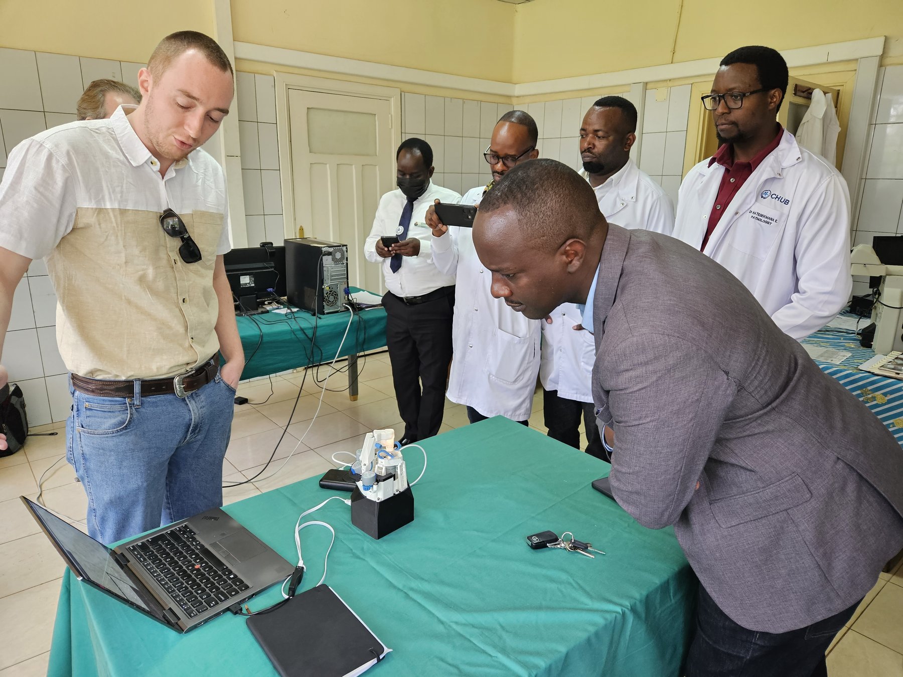 Image of a 3d printer printing the openflexure microscope